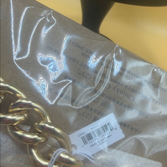 Coach Gold Chain - Picture 3 of 3